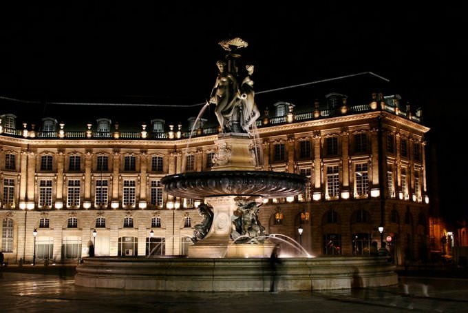 Place de la Bourse by night