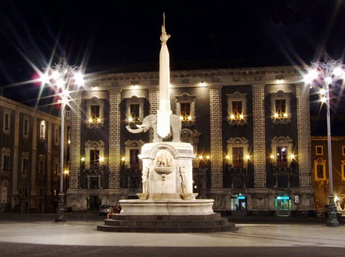 Piazza Duomo-Catania-Sicilia