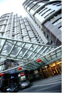 Отель Howard Johnson All Suites Shanghai