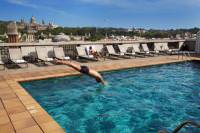 Отель Catalonia Barcelona Plaza