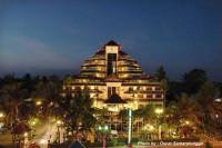 Отель Grand Quality Hotel Yogyakarta