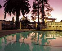 Отель BEST WESTERN PLUS El Rancho Inn & Suites San Francisco Airport