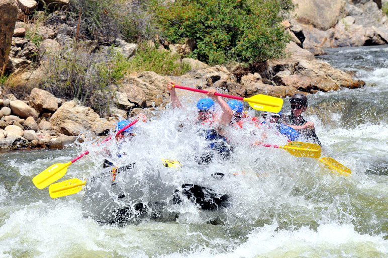 Colorado River | Series 'The most dangerous river rapids for rafting