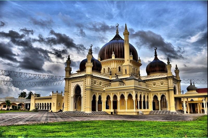 Masjid Zahir | Series 'Top Largest and Famous Mosques Worldwide