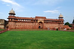 Исторический форт в Агре, Индия