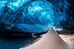 Пещера Ватнаёкулле, Исландия