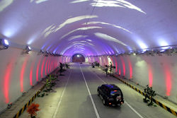 Zhongnanshan tunnel