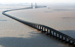 Puente de Donghai, China