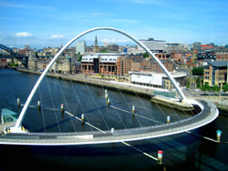 Gateshead Millennium Köprüsü, İngiltere