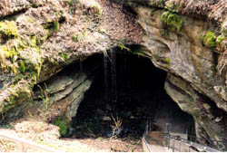 Holloch Höhle