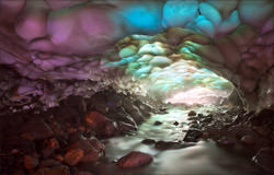Mutnovsky Eishöhlen, Russland
