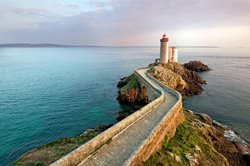 Isla Virgen, Francia