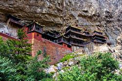 Monasterio de Xuankong Si, China