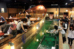 Ресторан Zauo Fishing, Япония