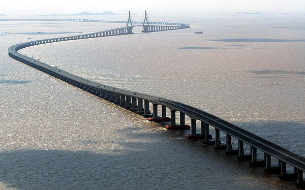 Puente de Donghai, China