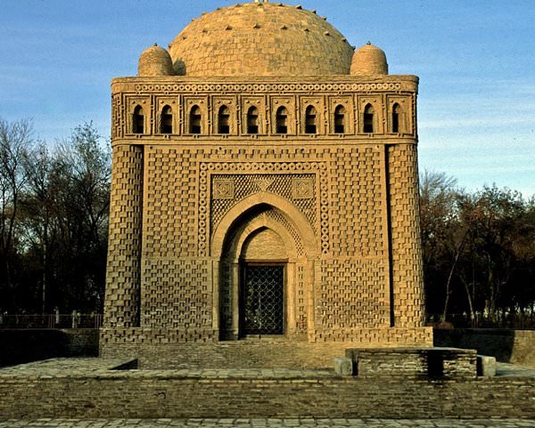 Ismoil Somoniy Maqbarasi, Uzbekistán