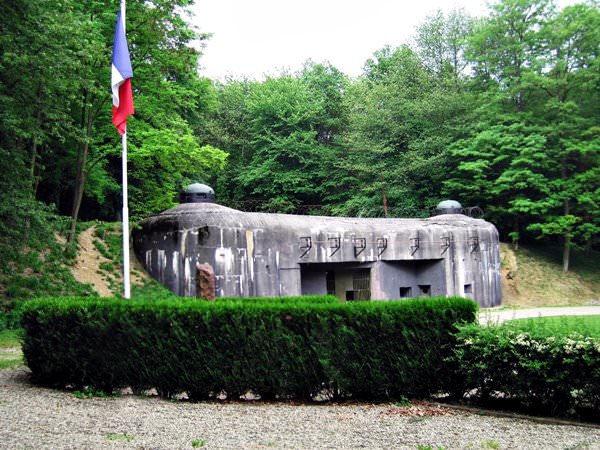 Línea Maginot, Francia