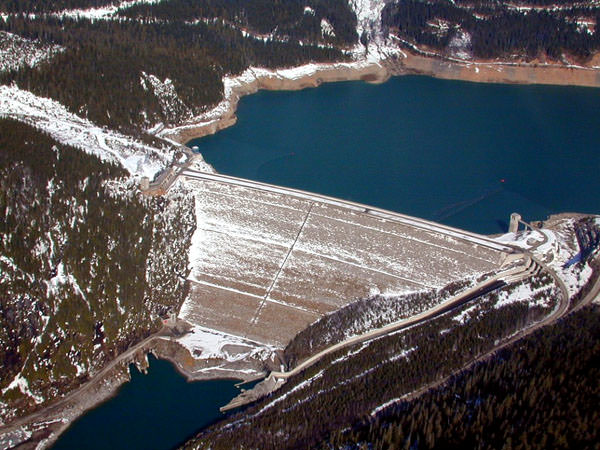 Mika Barajı, Kanada