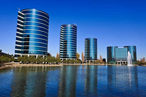 Здание компании Oracle, США