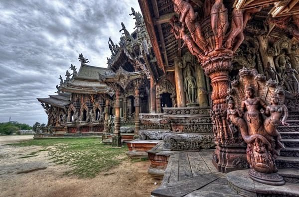 Храм Истины, Таиланд