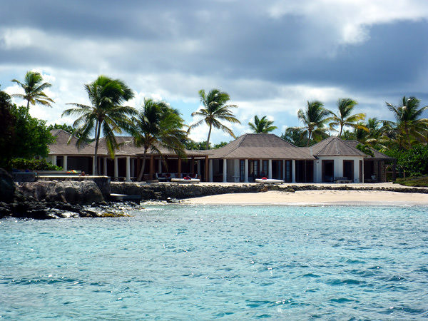 Villa Stargrov, Antillas
