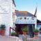 Lugger Hotel