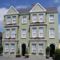 Garnish House