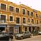 Hostal L