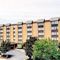 New London Plaza Hotel