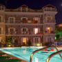 Amoudi Studios Apartments Hotel
