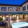 Puding Suite Hotel