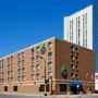 Holiday Inn Express Hotel & Suites Minneapolis-Downtown Convention Center
