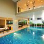 Boss Suites Nana Hotel