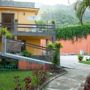São Conrado Yellow House