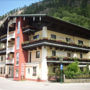 Oberreiter am Dorfbrunnen