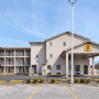 Super 8 Millington