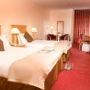 South Court Hotel