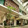 Avissa Suites