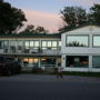 Lakeside Inn