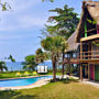 Casa Maravilla Beachfront Eco Lodge
