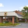Super 8 Beachwood