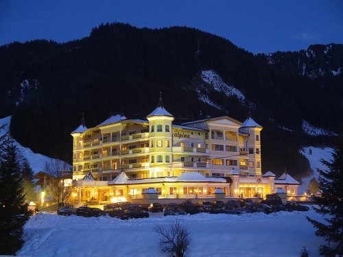 Отель Traumhotel Alpina