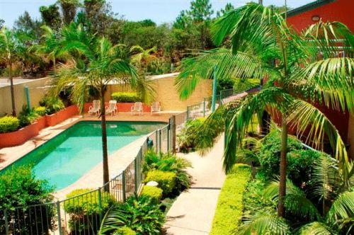 Отель Beaches Holiday Resort