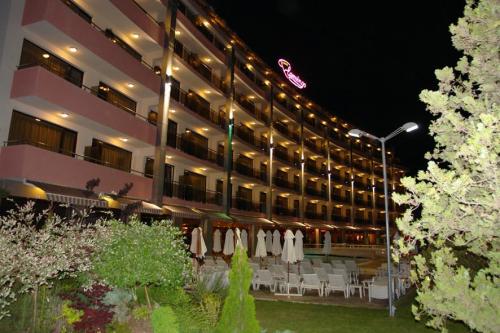 Отель Flamingo Hotel