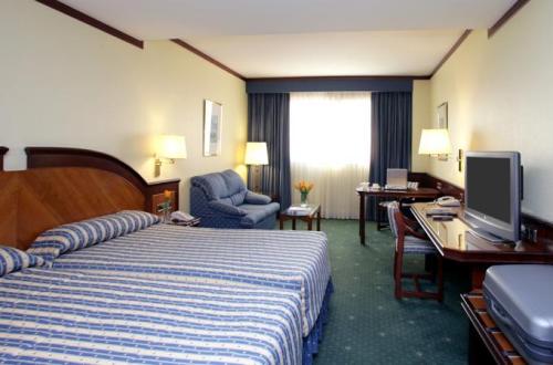 Hotel Fira Palace