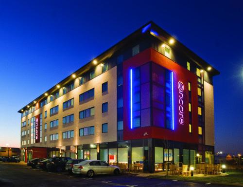 Hotel Ramada Encore Derby