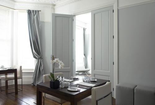 Hotel Black Rock House