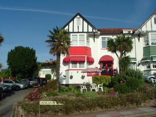 Hotel Benbows Guest House