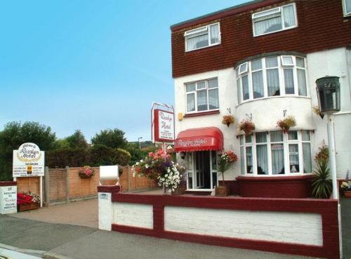 Hotel Rosslyn Hotel - Guest House