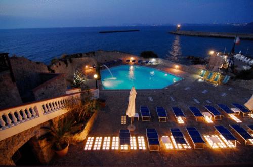 Отель Pagoda Hotel & Residence